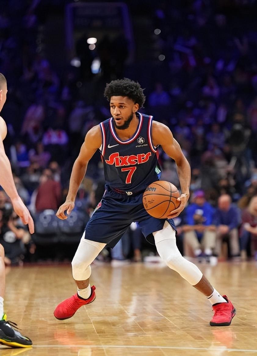 雷霆三加时血战76人更炸裂,雷霆用3个首轮签换来的天赋新秀