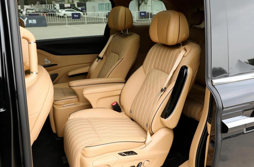 梦想家mpv跟传祺m8,梦想家对比传祺m8