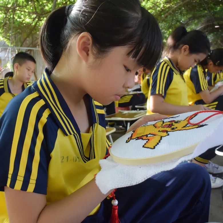 喜迎二十大做党的好孩子,喜迎20大做新时代好少年