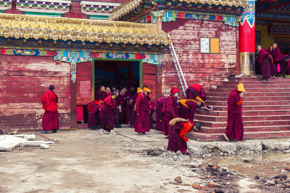 色达旅游攻略详细介绍,色达旅游环线攻略