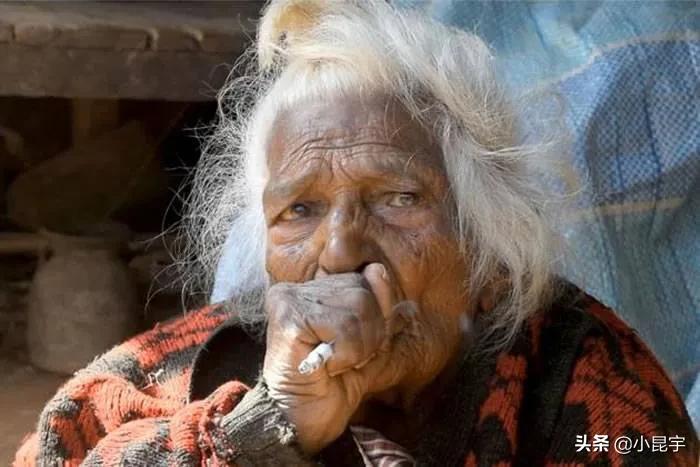 102岁老人长寿秘诀视频,102岁老人的长寿秘诀是什么