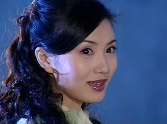 那些靠身材走红的女明星,靠身材博眼球的明星