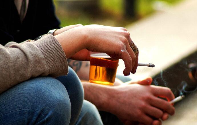 96岁老爷子讲述长寿秘诀,陈爷爷80大寿的视频