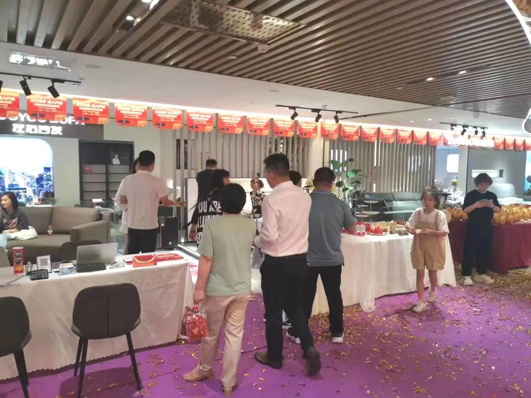 龙千里音乐现场,龙千里歌手