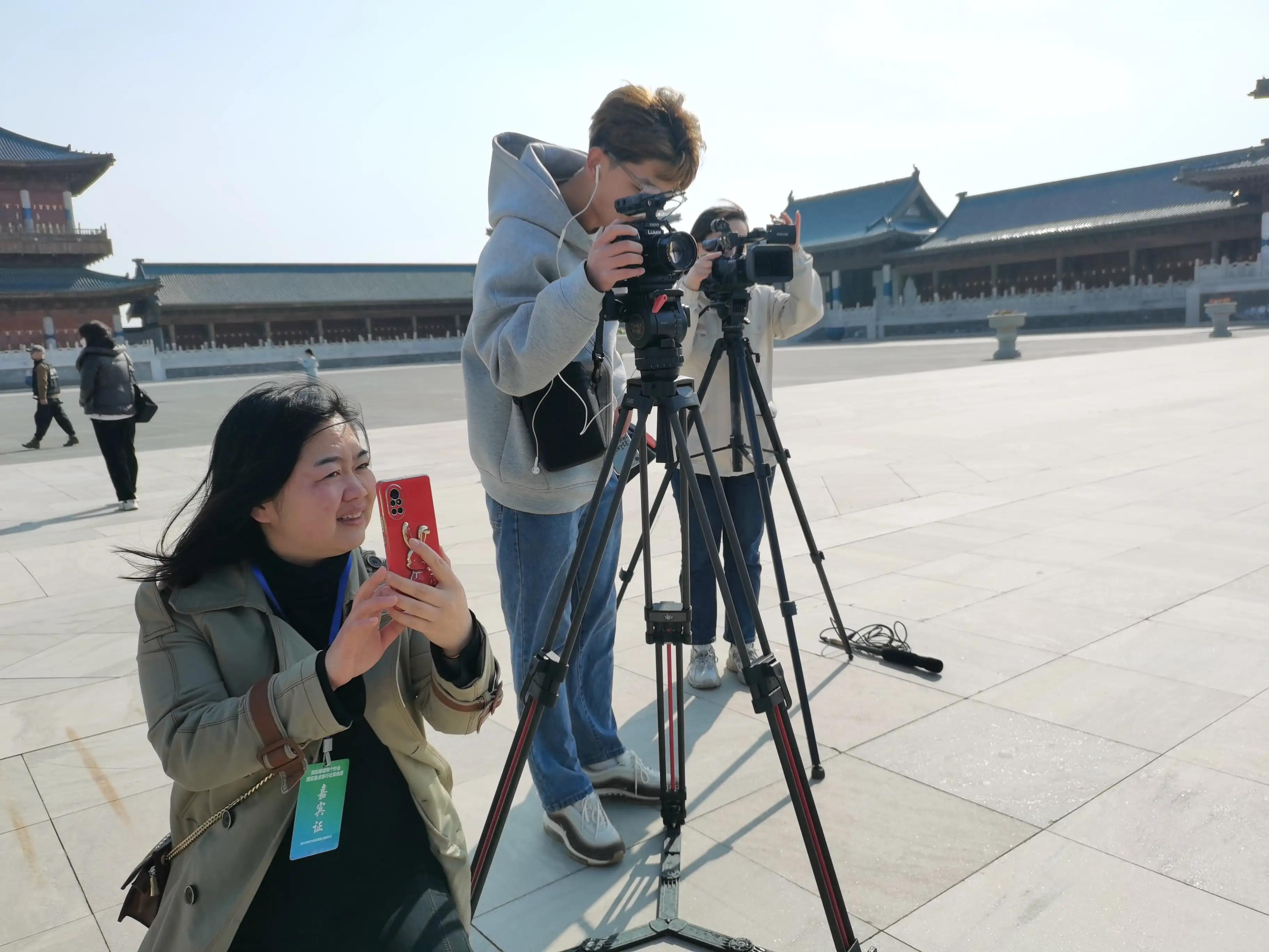 鄂尔多斯市文旅集团与西安重点旅行社深化合作恳谈会隆重召开