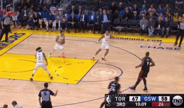 篮球全场紧逼战术,破1211全场紧逼战术的站位