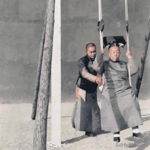 老照片晚清的小姐,晚清老照片名妓貌美如花