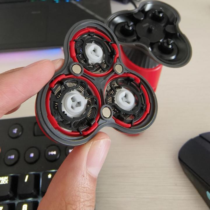 奔腾剃须刀pq9700真实测评,奔腾PQ9700剃须刀配件