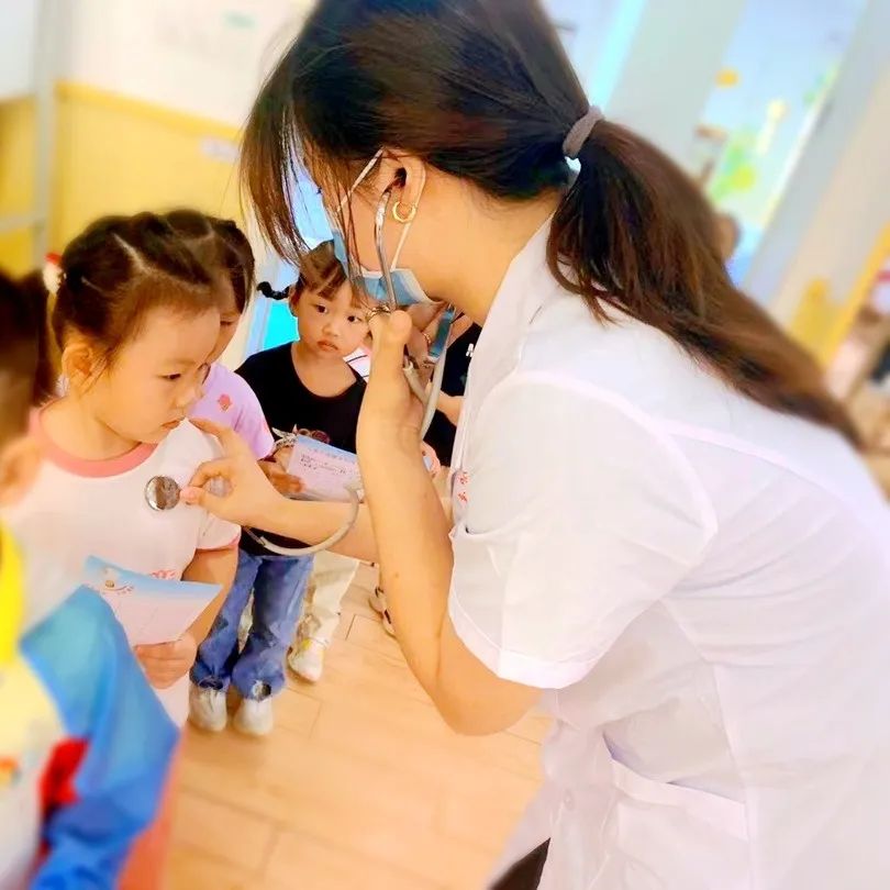 定期体检呵护健康|园外园君悦园、心怡园宝贝们的健康体检日记