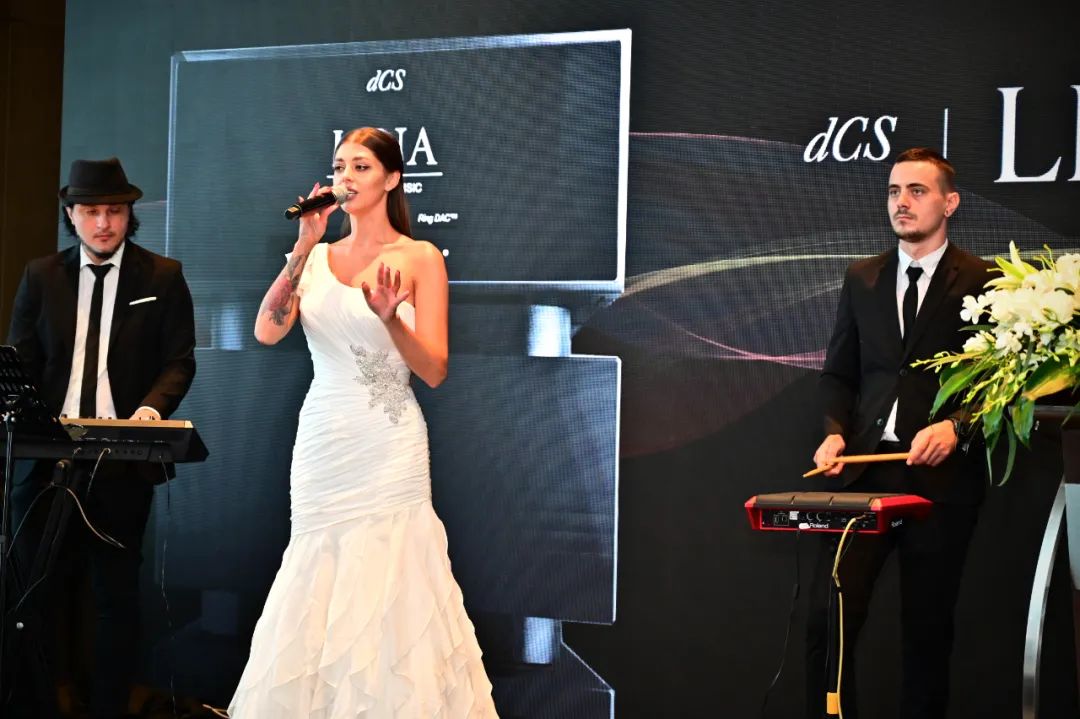 只要不到25万！英国Hiend音响品牌dCS发布顶级耳机系统LINA