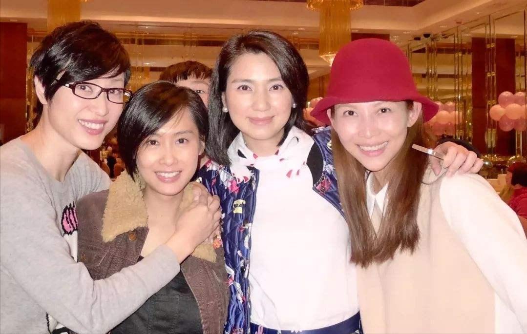 “最惨港姐”蔡少芬：6年获刘銮雄1.6亿资产，为何深得原配喜欢？