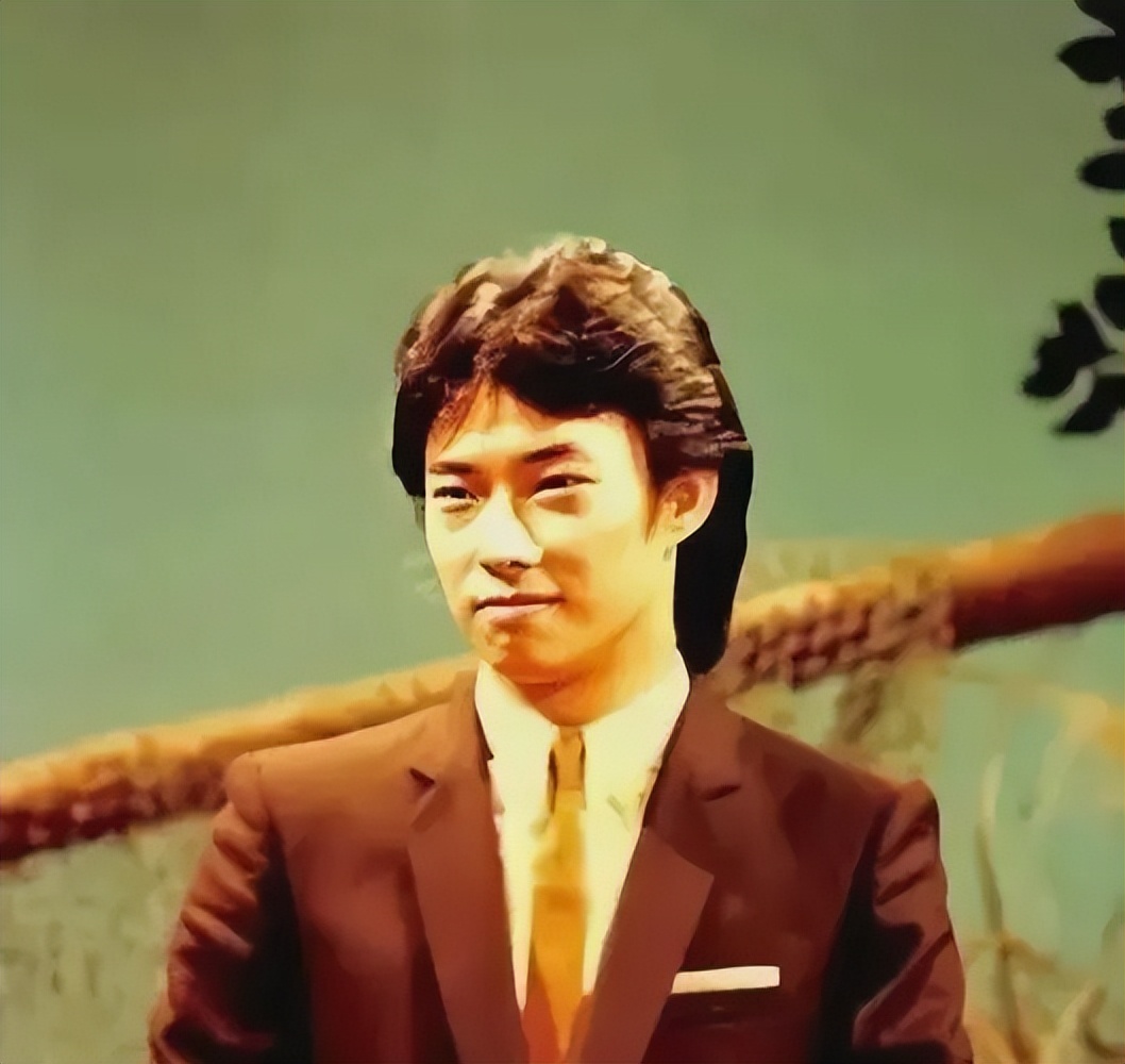 黄安接受采访谈费玉清,黄安辟谣费玉清病危传闻