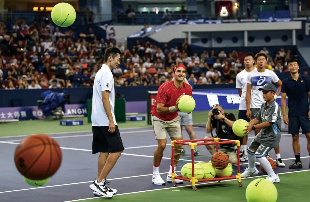 费德勒：“内心深处，我永远都是那个小球童。”