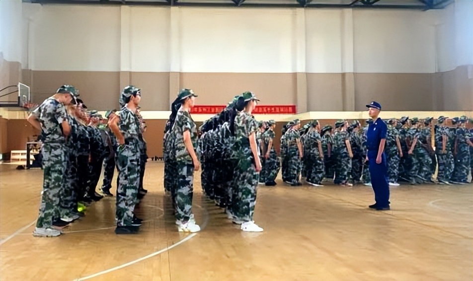 高标准军训,威武霸气的军训