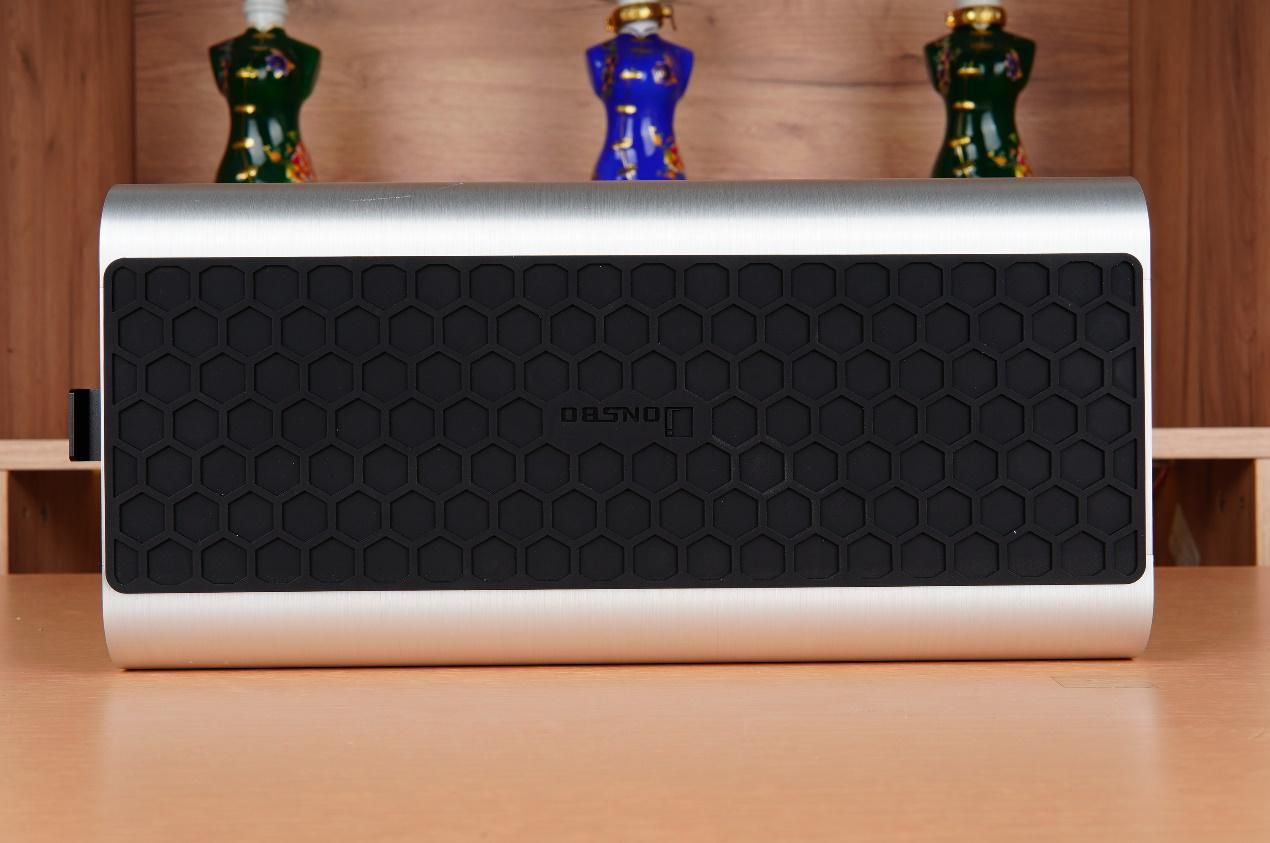 乔思伯v11主机配置推荐,乔思伯v11和v8机箱