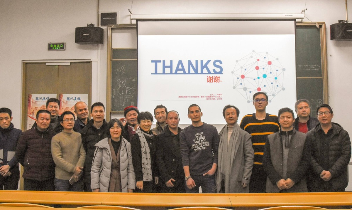 湖北某高校女老师超高颜值,高校女老师因高颜值走红