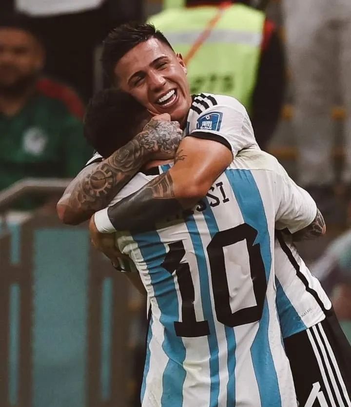 15岁夺冠一战成名,15岁意气风发