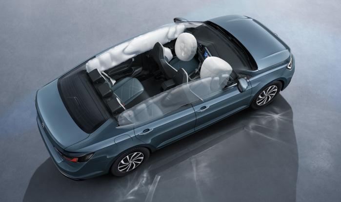 新款朗逸大气实用家庭轿车的首选,朗逸售价10.79万起省心省油就选它