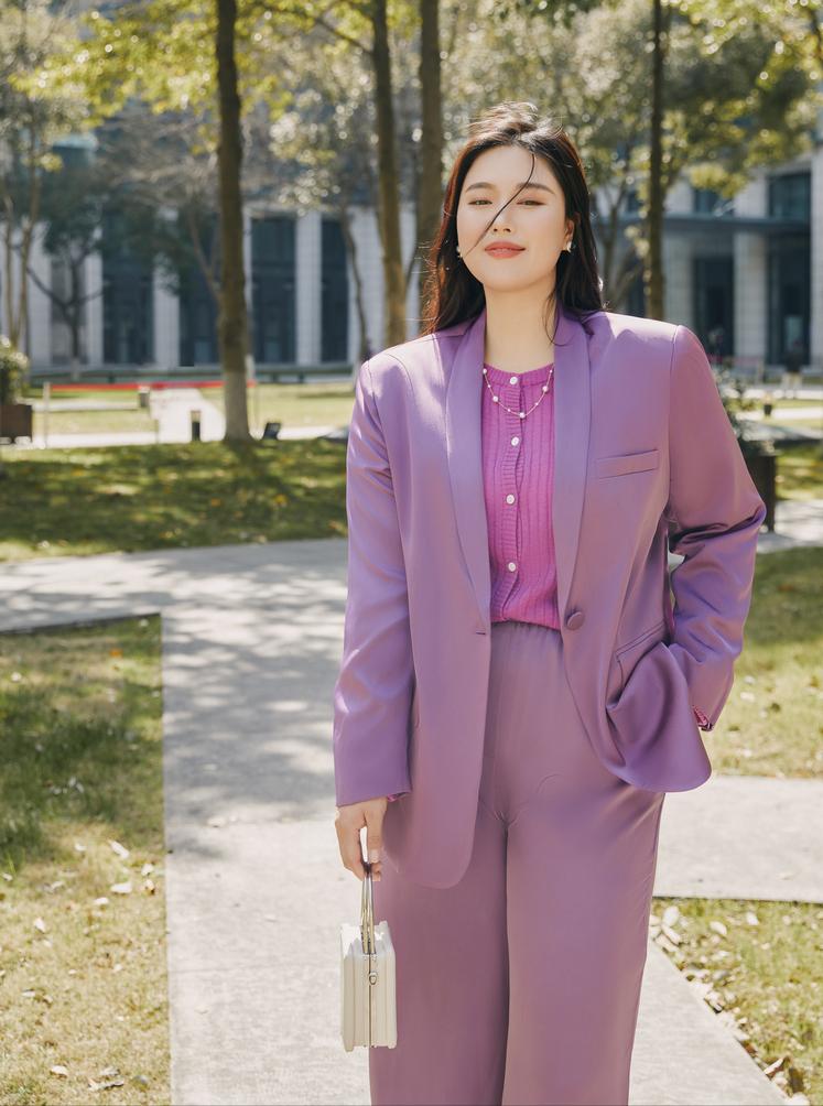 适合30-40岁穿的女装微胖,40-45岁高档大码女装微胖