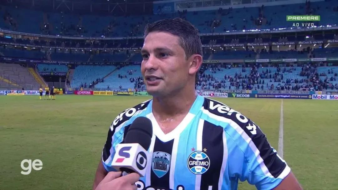 艾克森亚冠表现,艾克森登顶中超历史射手王