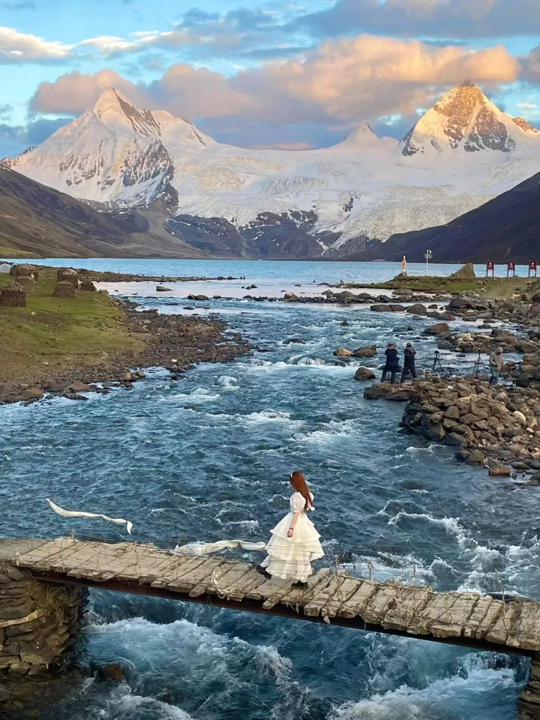 独库公路和川藏线风景,独库公路全程旅行攻略