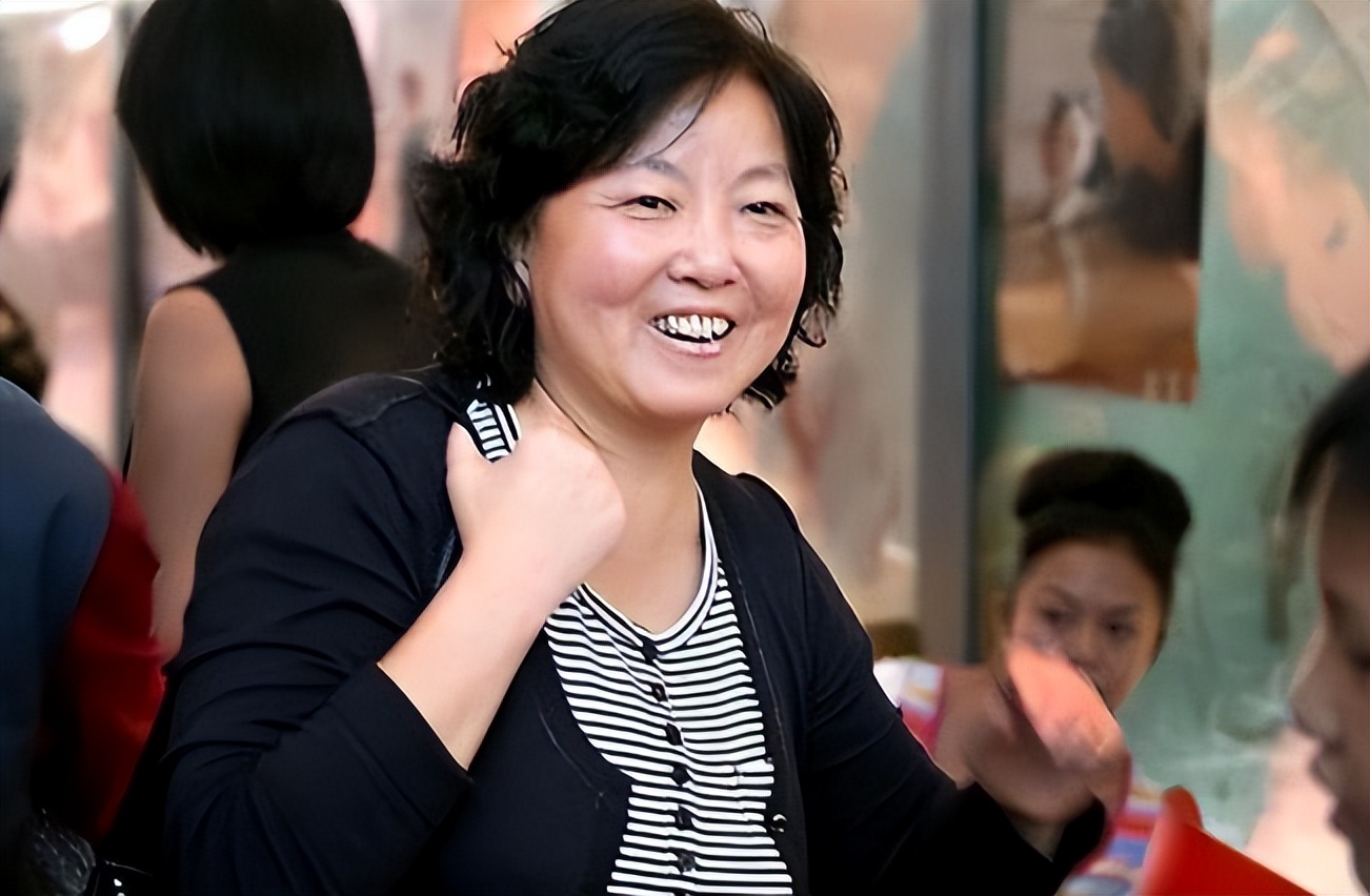 写日记诋毁中国，扬言替14亿国人给世界道歉，方方下场让人称快