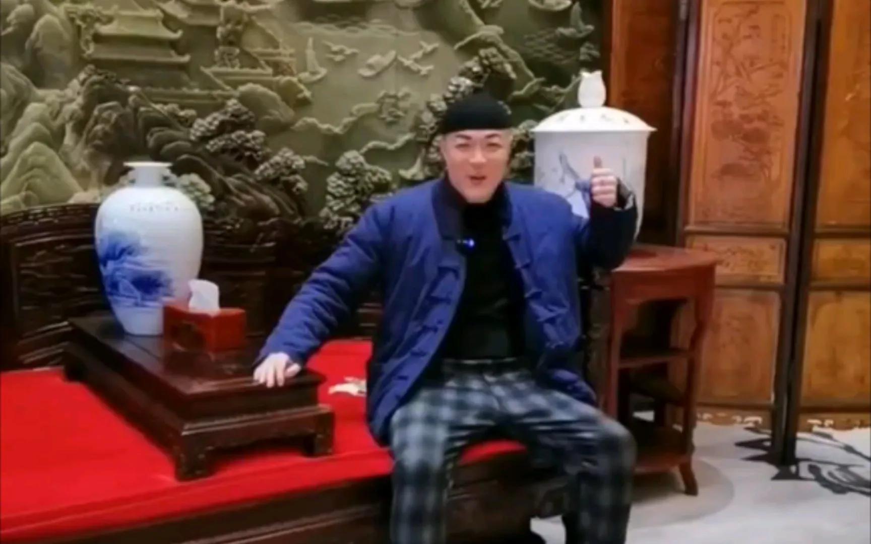 新华社出手再谈“妈妈的味道”，不出意外，这位网红吃播彻底凉凉