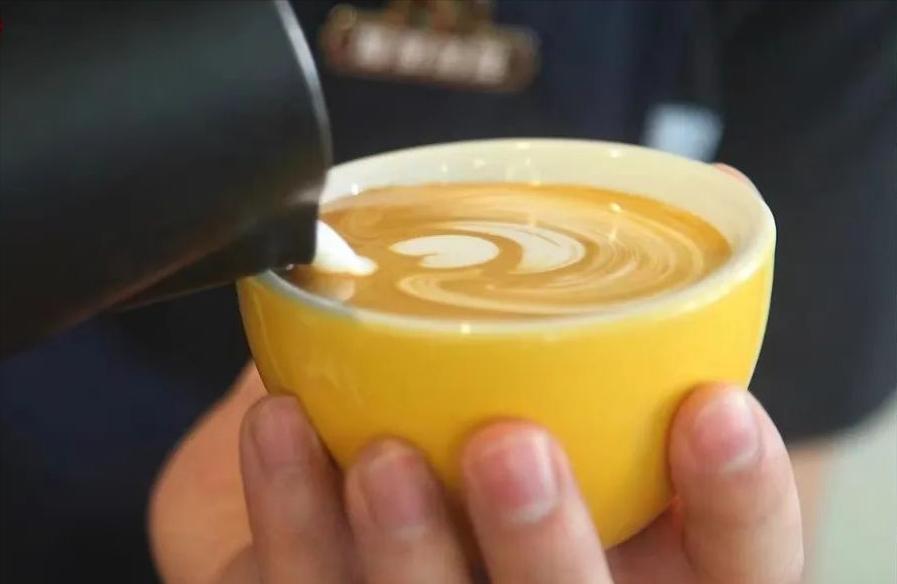 拿铁咖啡为什么这么受欢迎,拿铁为何受欢迎