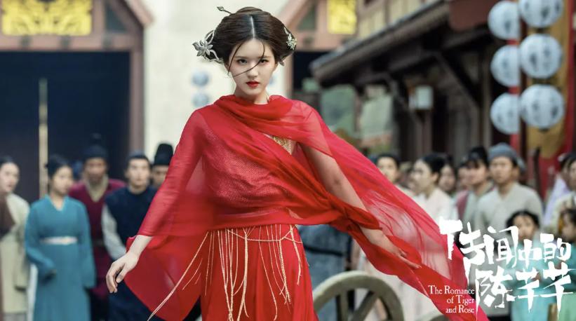 收视破2.1，女主角一出场就牢牢抓住了我眼球，这剧要火了