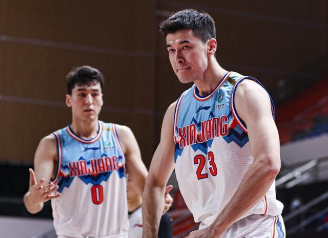 *疆新**男篮超市即将开张！3准国手成香饽饽，阿公子或再次投奔父亲