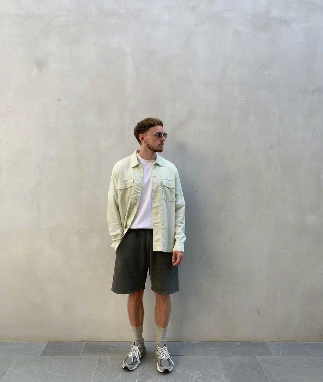 魔性小短裤怎么搭配,高街短裤怎么搭配