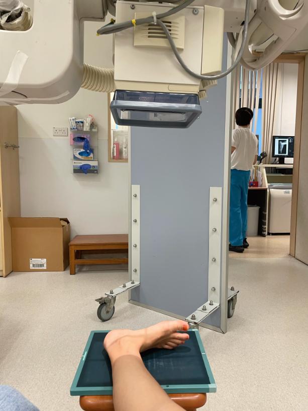 赶海被海胆刺到,赶海被海葵蜇伤