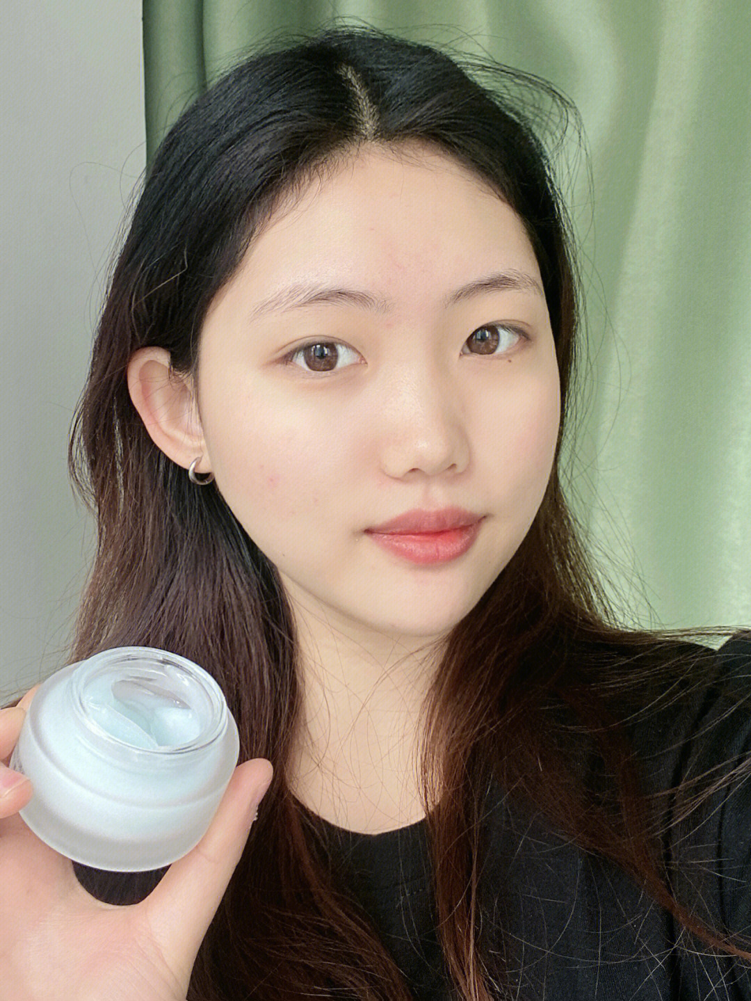 高端面霜和便宜面霜到底有什么区别？用完后才明白，真是智商税