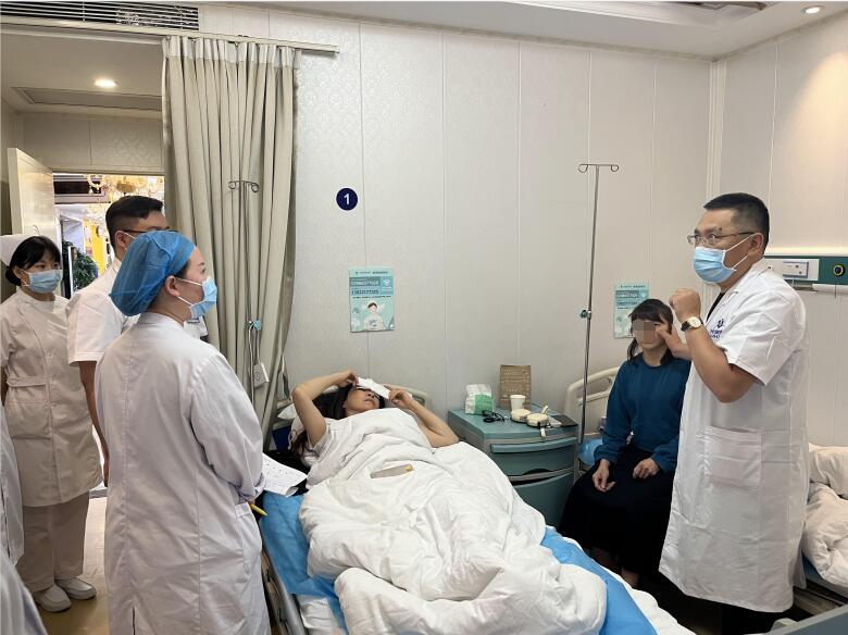 广州海峡谢占军：只有打起十分的精神，才能将手术做到零误差