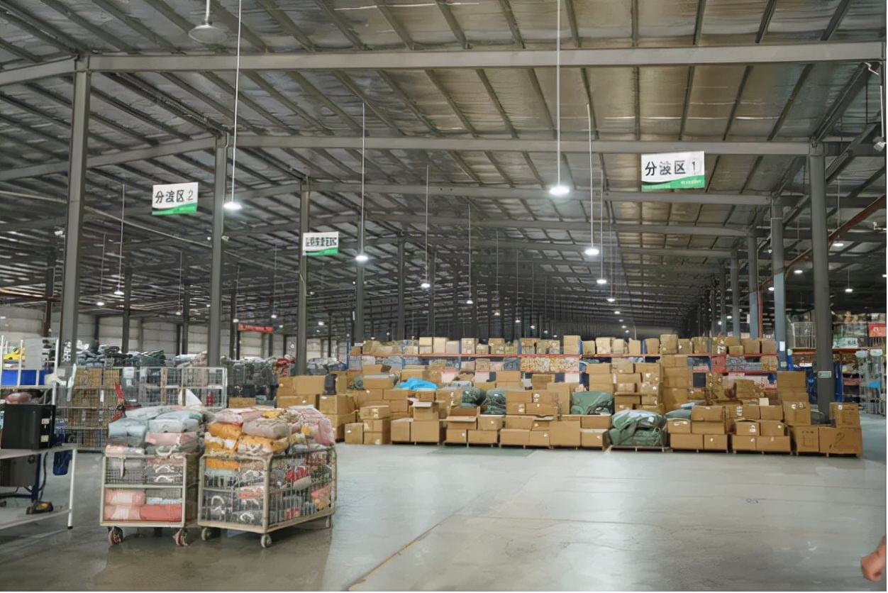 探访疫情下的潮汕睡衣王国，年产10亿件，却依然发愁？