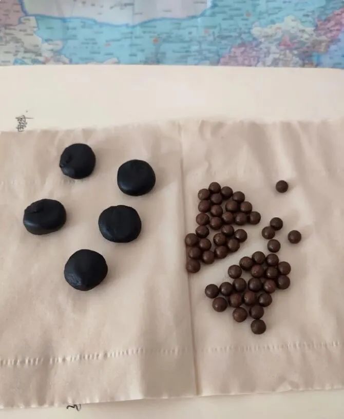 弱者只会抱怨而强者只会适应环境,人要对自己好一点幽默搞笑图片