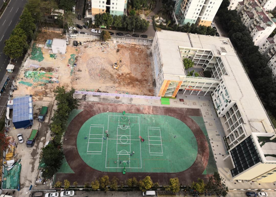 福田区2005年建的图书馆,深圳市福田图书馆