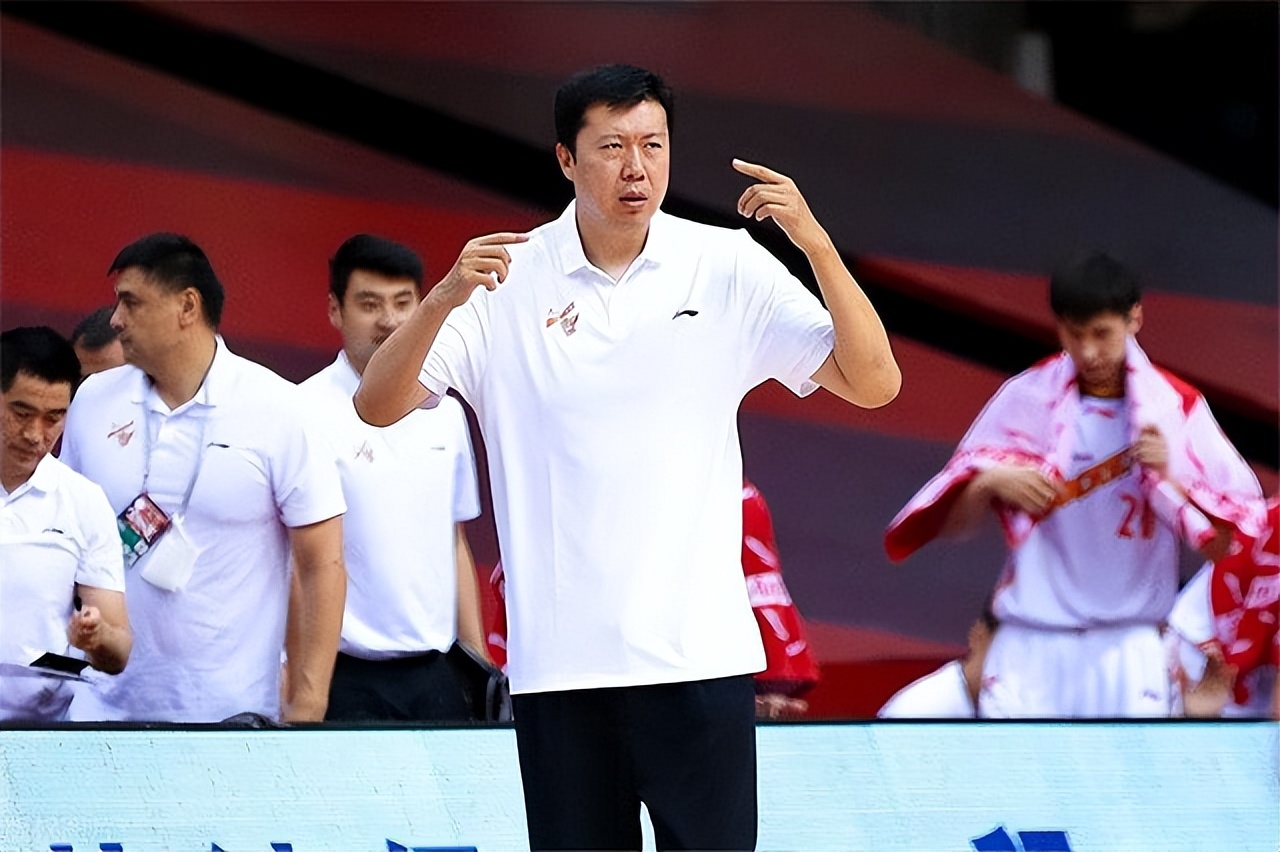 女排五连冠功臣陈招娣,王治郅与陈招娣