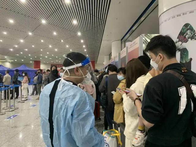 深圳防疫核酸最新要求,直击一线新冠肺炎现场