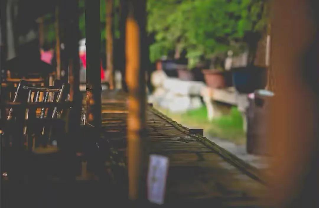 人事亦从容山河总静好下一句,山河静好岁月从容