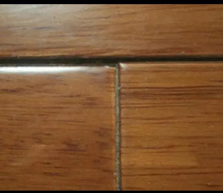 用玻璃胶修复木地板裂缝,复合木地板接缝处开裂是怎么回事