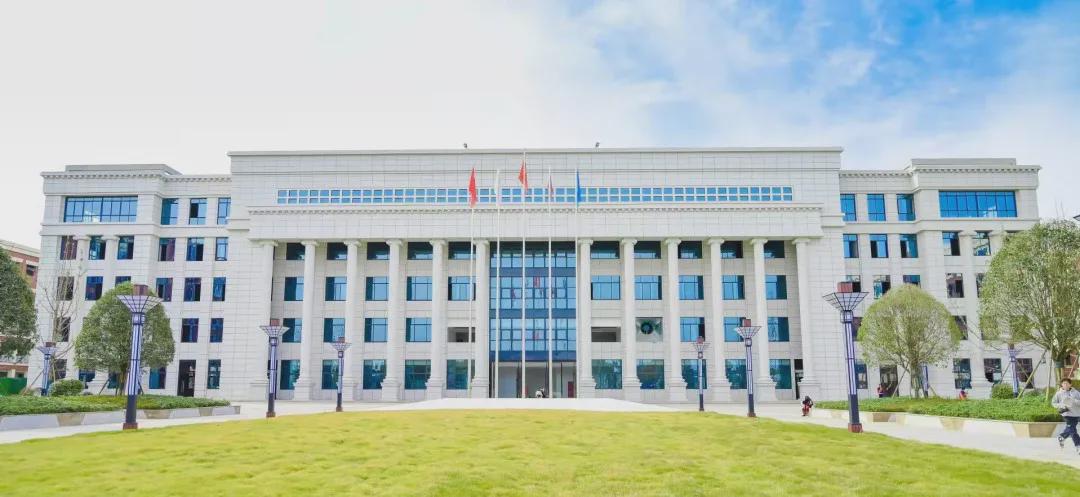 求贤若渴广纳英才,求贤若渴