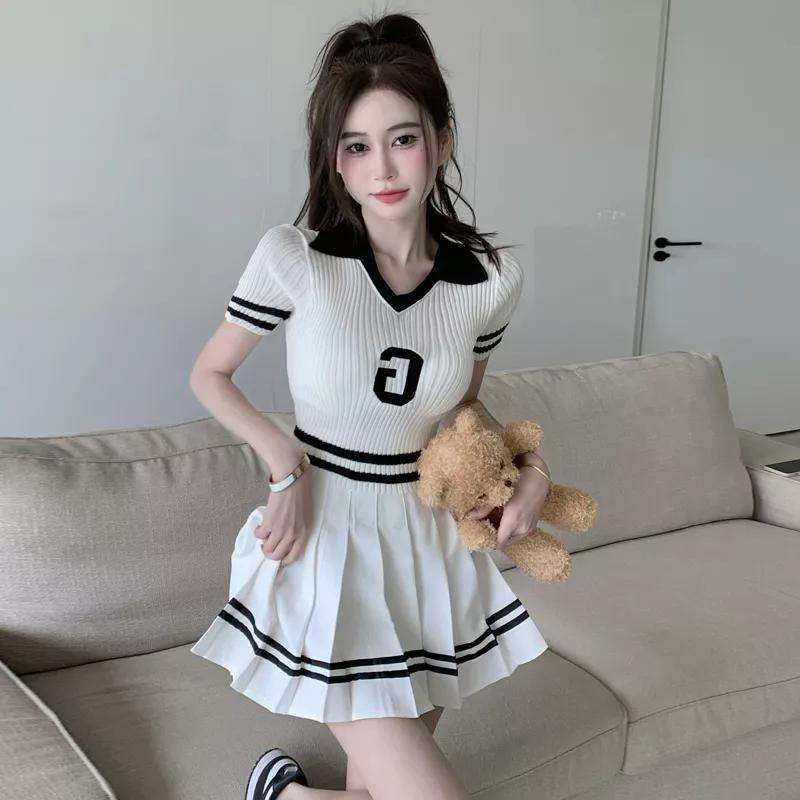 日系足球宝贝套装,白色足球宝贝运动套装女孩