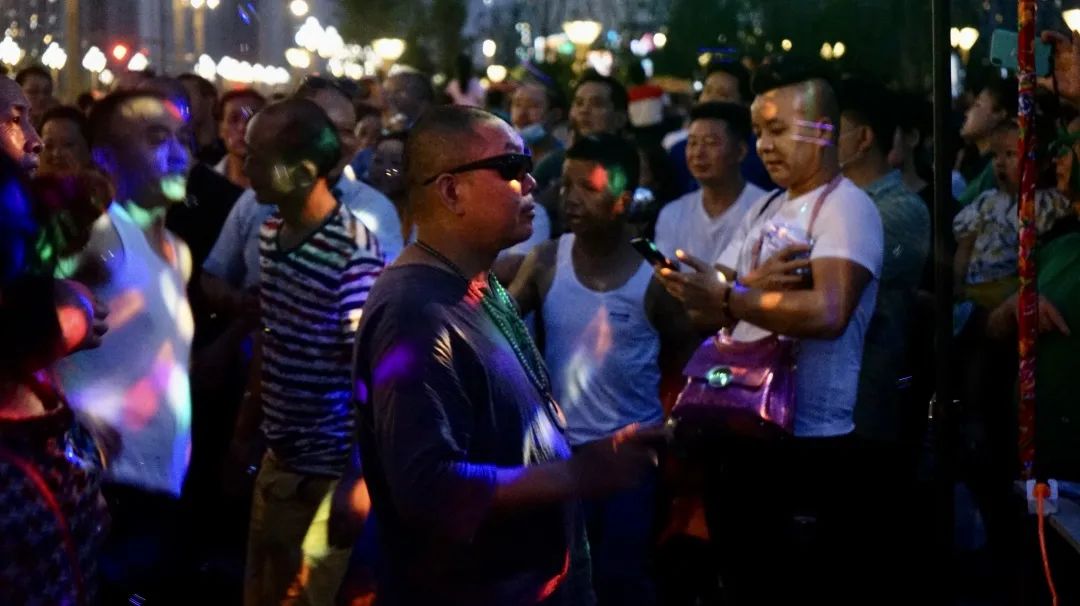 凤凰山，宇宙级草根网红孵化中心