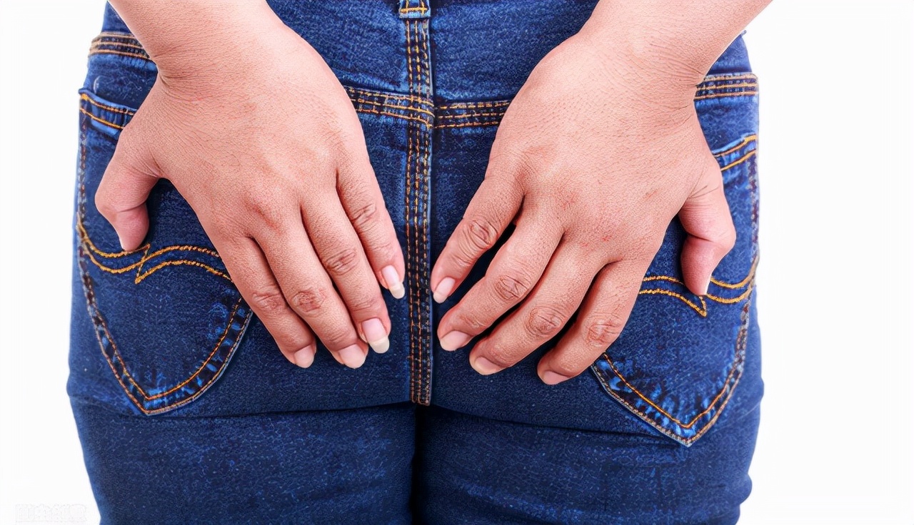 屁股越来越大对身体好吗,屁股大小不一是什么病