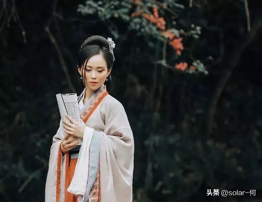 人总是自命不凡,自卑自负自命不凡