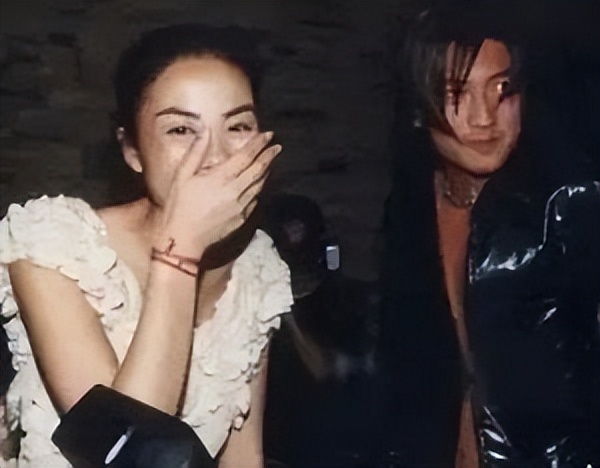 谢霆锋王菲早年恩爱照,王菲谢霆锋有多美