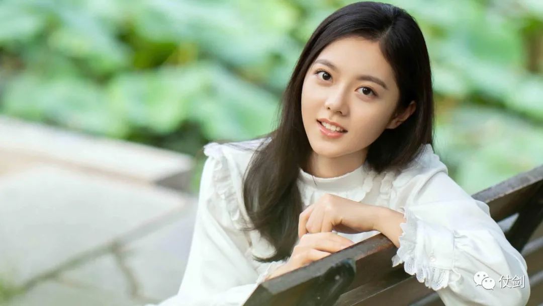 国内最漂亮的80后到00后女演员,90后最美的女演员排行