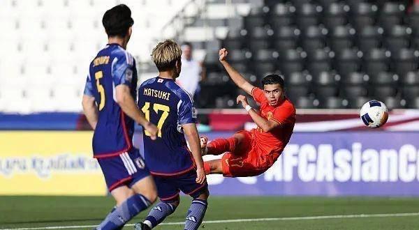 1-0到1-4亚洲亚军轰然出局,u23亚洲杯中国国奥0-2韩国队