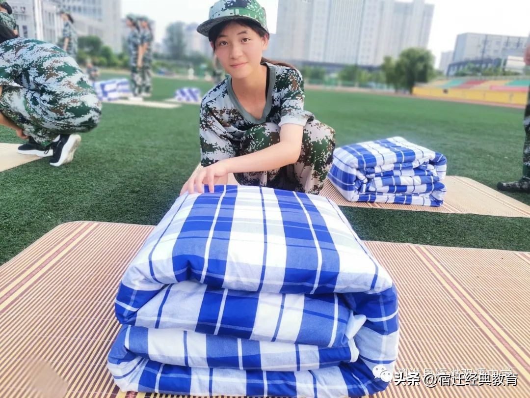 2019级新生军训掠影之动作篇,直击2022级新生军训汇演现场